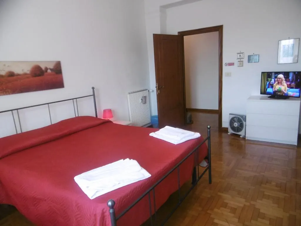 Gg Bed And Breakfast Roma Bed & Breakfast