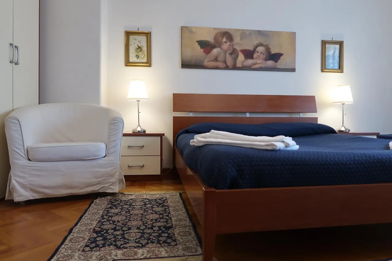 Gg Bed And Breakfast Roma Bed & Breakfast