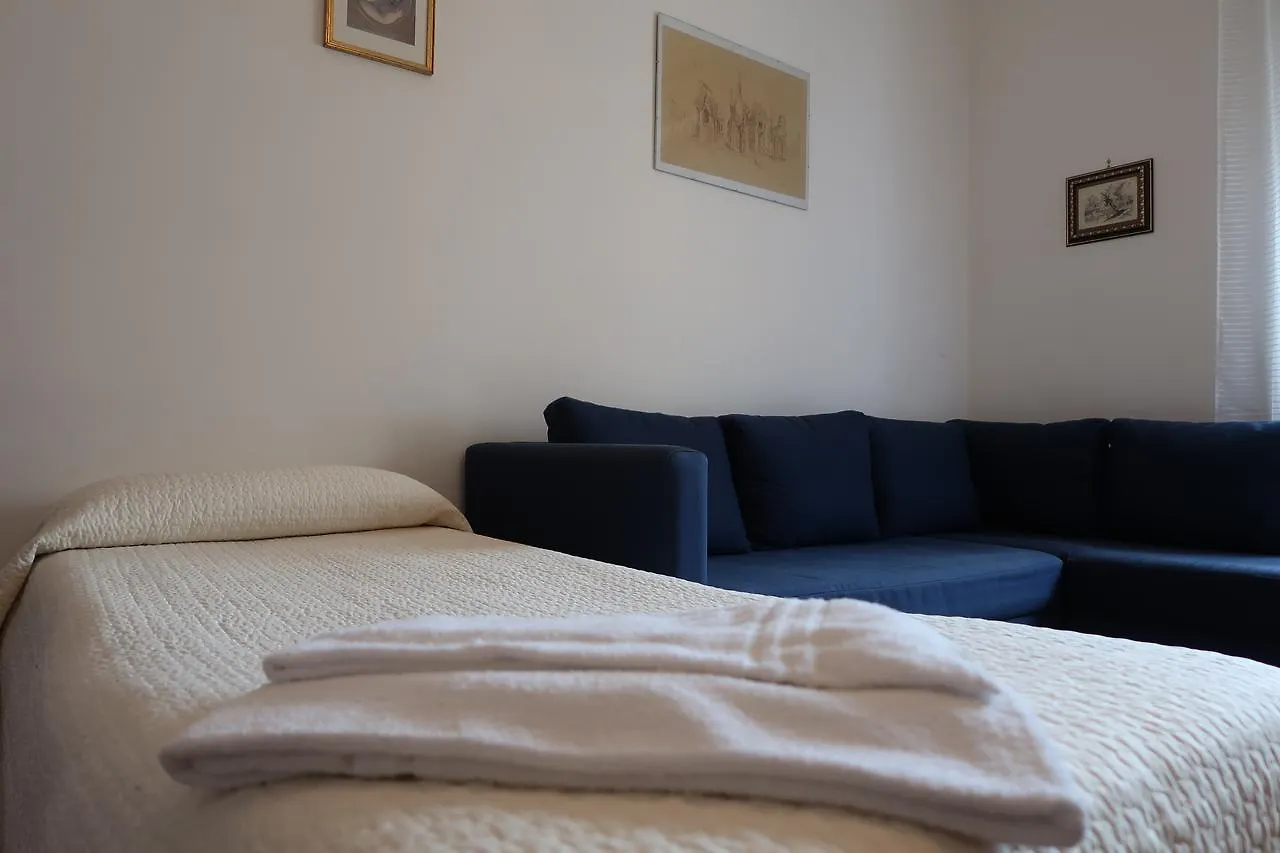 Gg Bed And Breakfast Roma 0*,  Italia